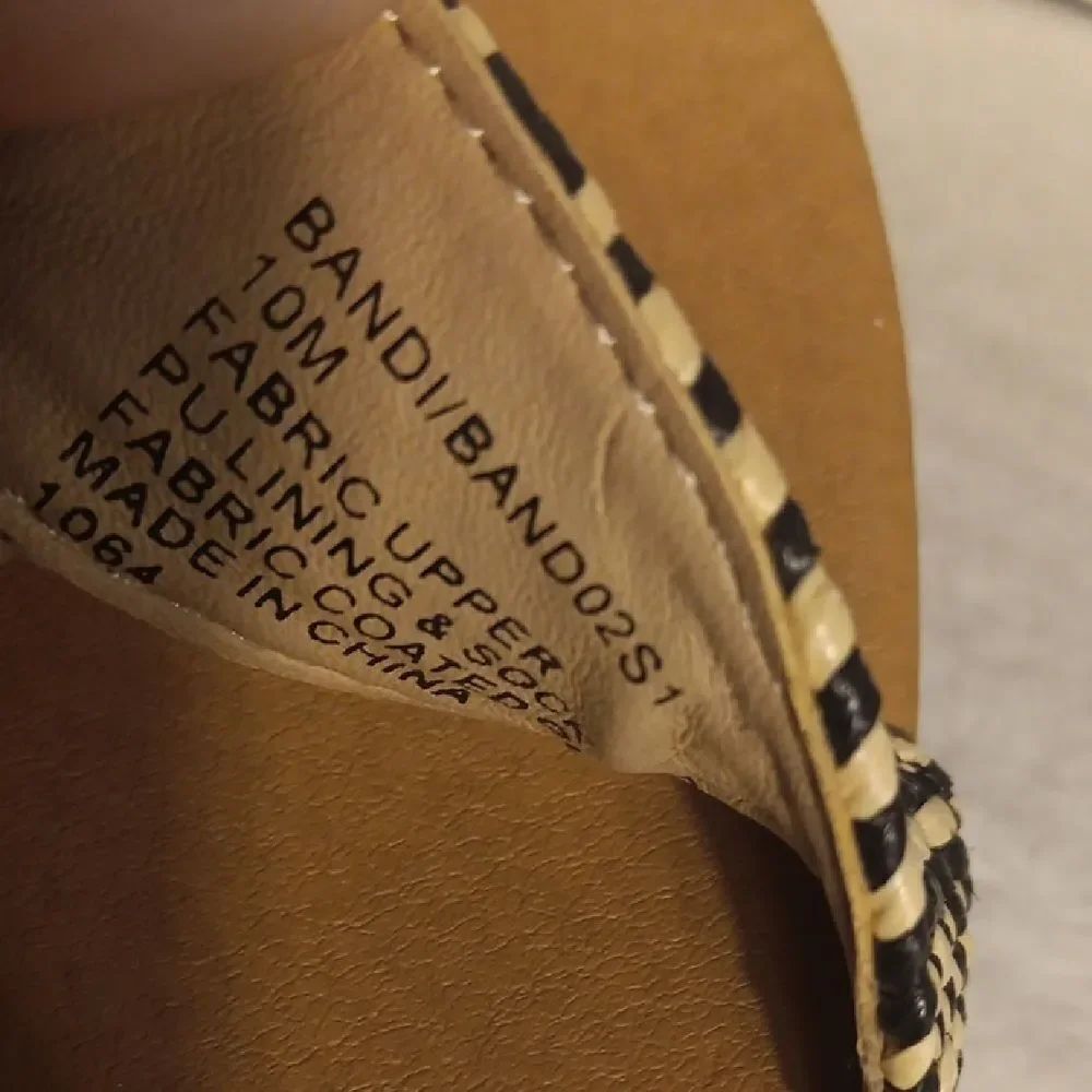 Steve Madden Black & Natural Woven Wedge Sandals - Picture 5 of 6